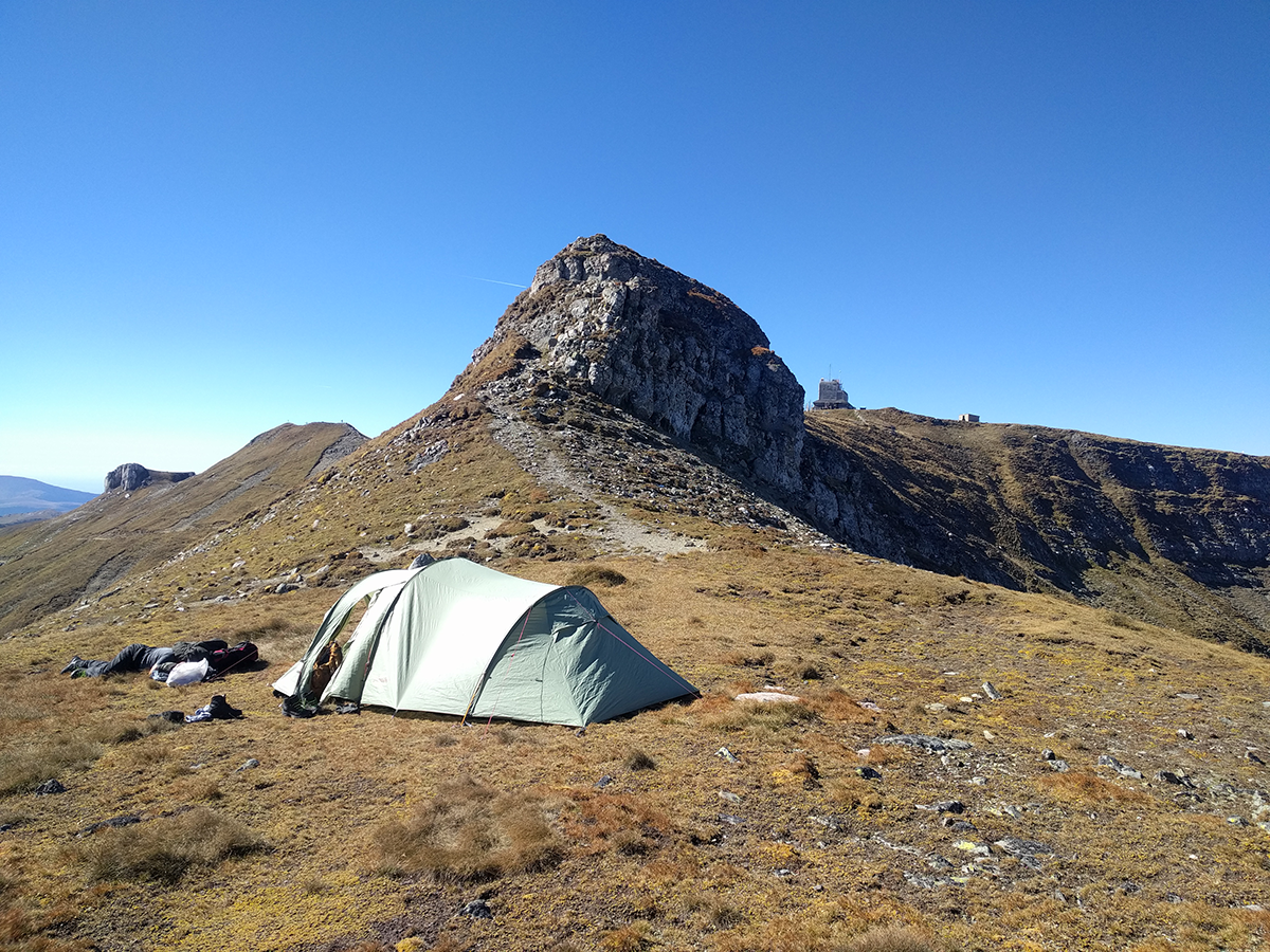 Camping near Omu Peak